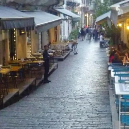 Appartement Charming In With Balcony And View