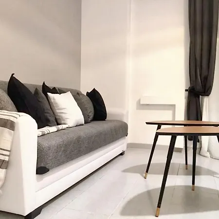 Appartement Charming In With Balcony And View Catánia