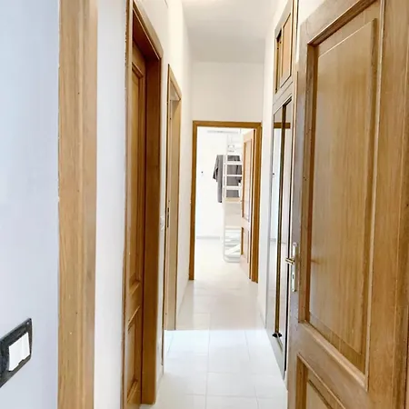 Apartment Charming In With Balcony And View *