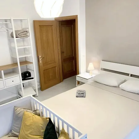 Charming In With Balcony And View Apartment Catania